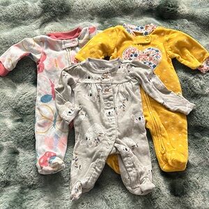 3 piece newborns onesie